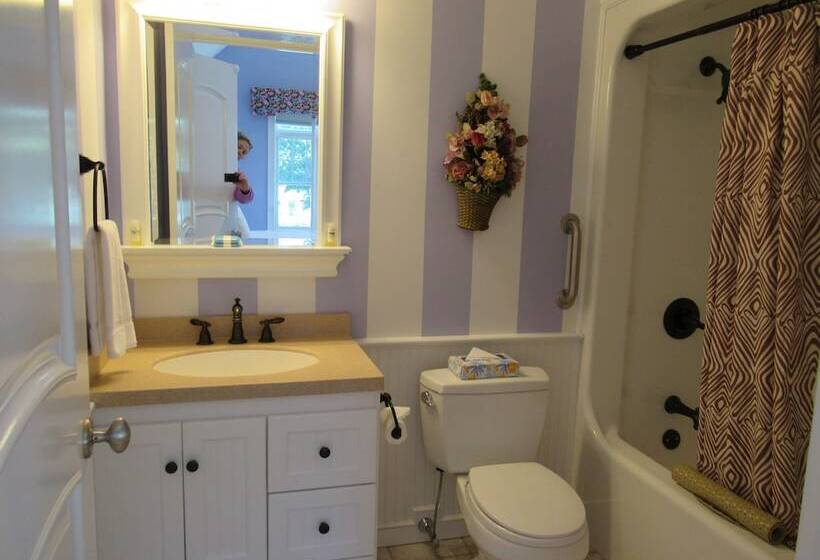 豪华房间, Falmouth Heights Motor Lodge