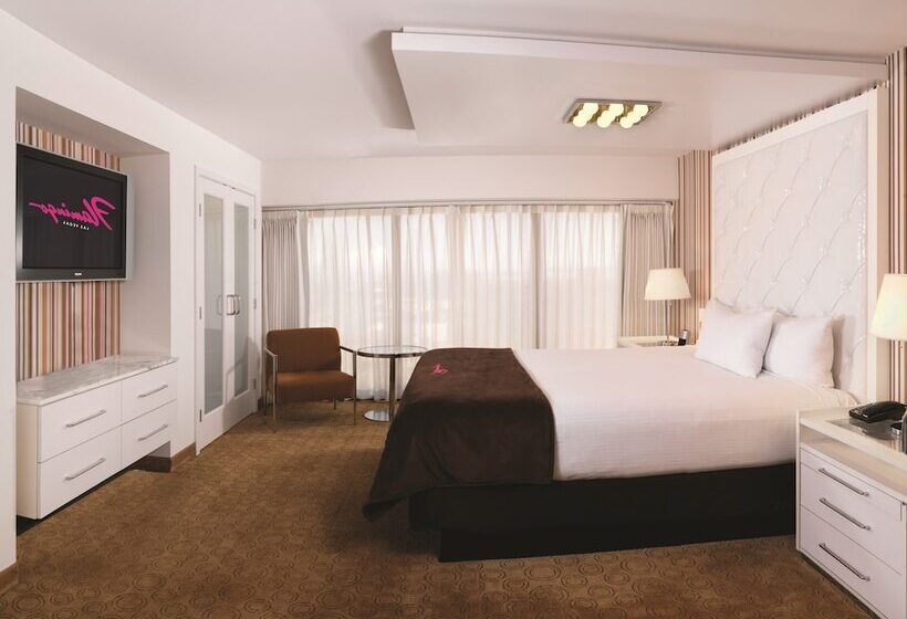 キングサイズベッドのスイートルーム, Flamingo Las Vegas Hotel & Casino