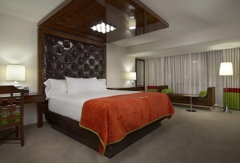 キングサイズベッドのスイートルーム, Flamingo Las Vegas Hotel & Casino