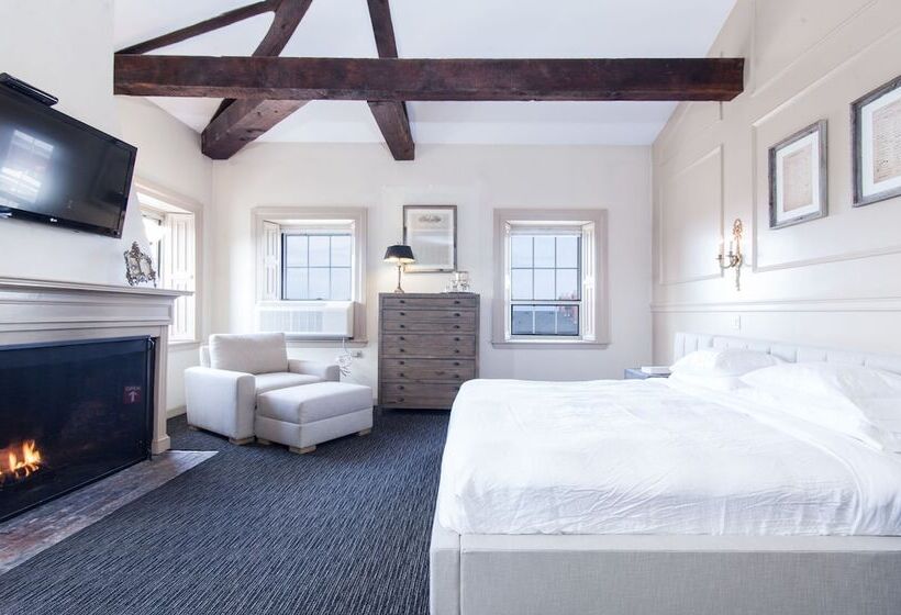 جناح إدارى, Garrison Inn Boutique