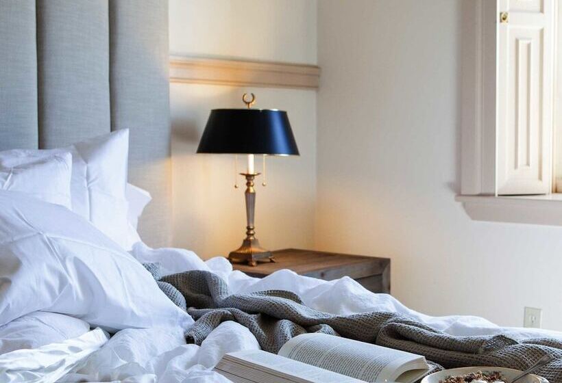 غرفة أساسية سرير مزدوج, Garrison Inn Boutique