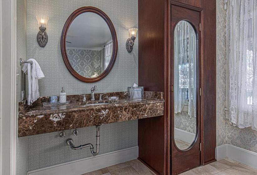 חדר דחוקס עם מיטת קינג, General Palmer