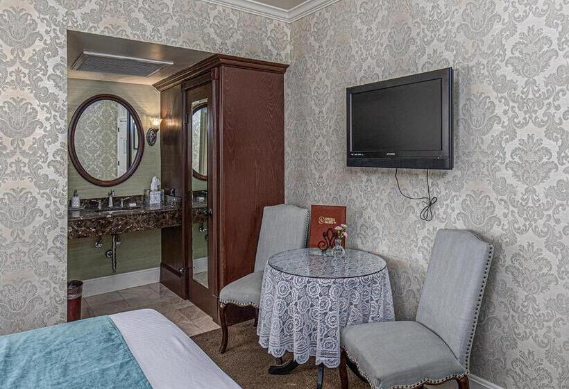 חדר דלוקס, General Palmer