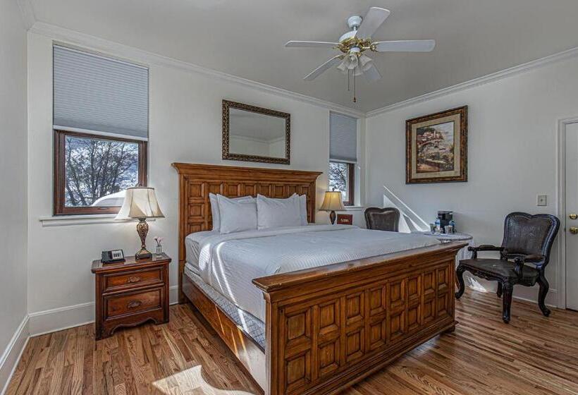 חדר סטנדרט עם מיטת קינג, General Palmer