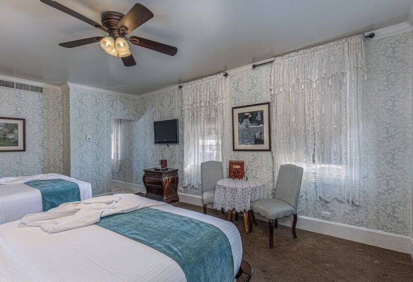 חדר דלוקס, General Palmer