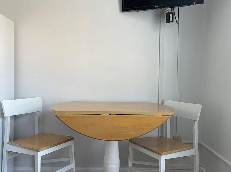 주니어 스위트, The Grand Beach Inn