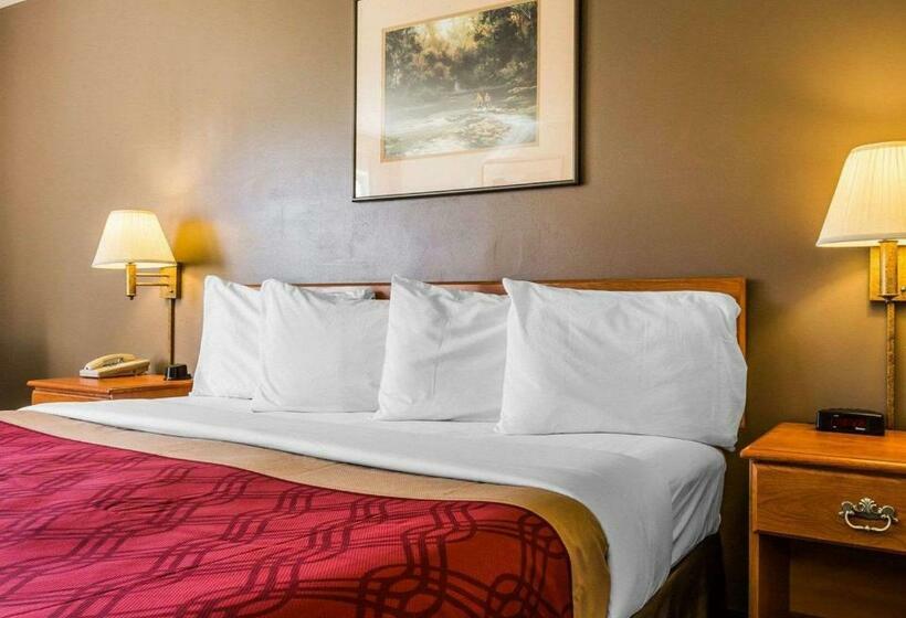 غرفة قياسية سرير كينج, West End Lodge