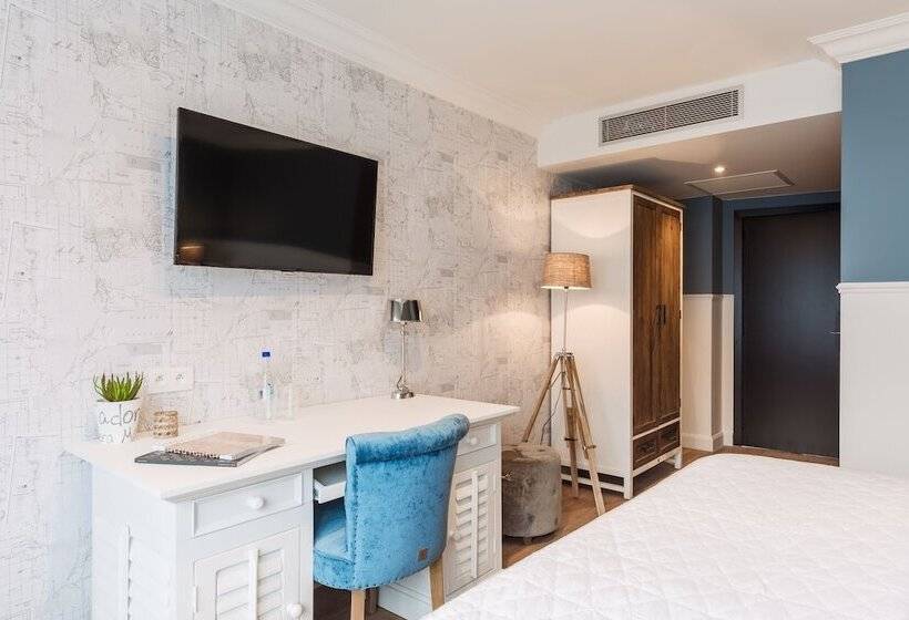 غرفة قياسية مطلة على المدينة, Cocoon