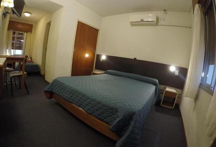 اتاق استاندارد سه نفره, Riviera