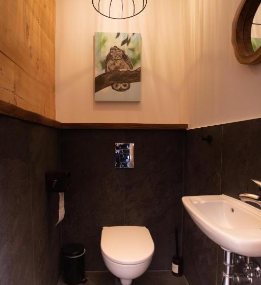 اتاق لوکس, Niedźwiedzia Residence