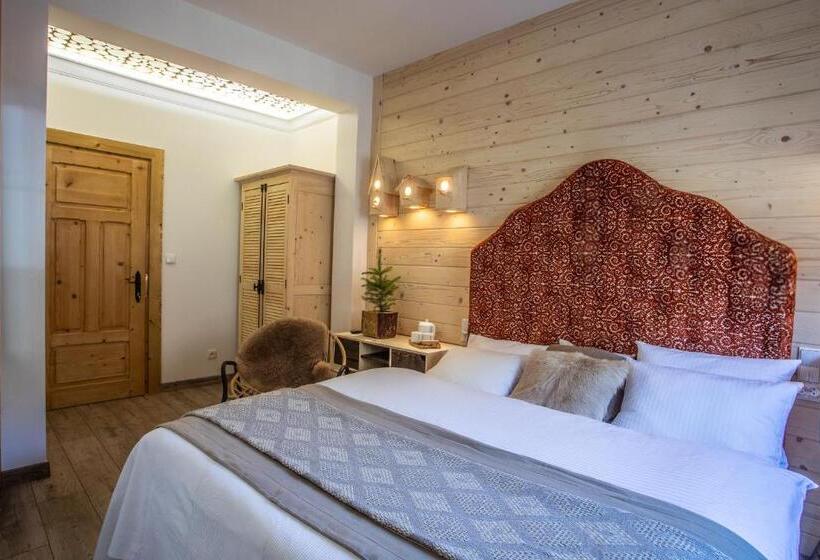 اتاق سوپریور, Niedźwiedzia Residence