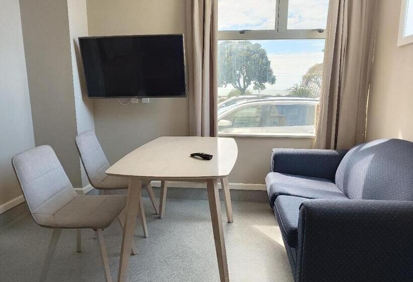 חדר סטודיו סטנדרד, Napier Art House Backpackers