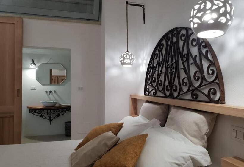 Basic-huone, Casa Litarà