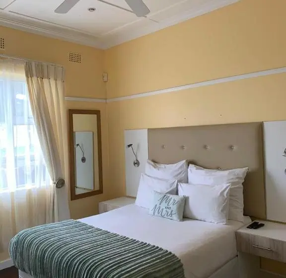 اتاق لوکس, Kwazi Guest House