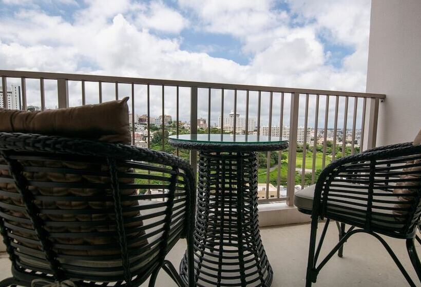 디럭스 룸, Cozy Stay In Naha