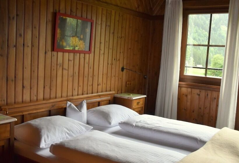 جناح, Gasthof Tetter