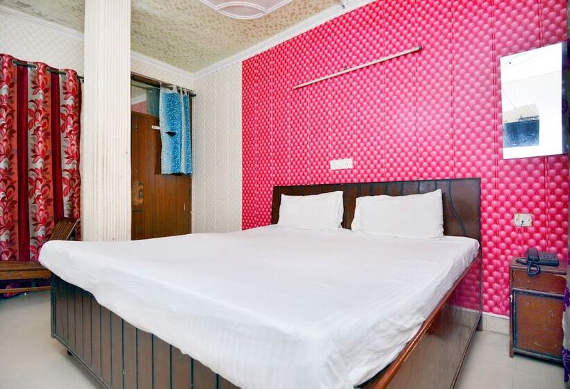 اتاق استاندارد, Spot On 37308 Hotel Citi Inn3