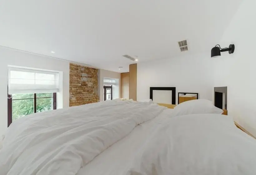 Standard-studio, Owntown Apart