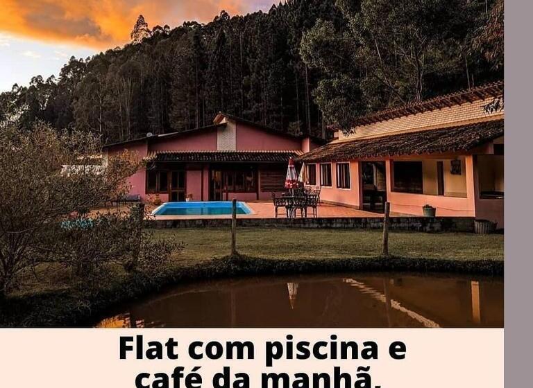 Quarto Familiar, Pousada Aracê