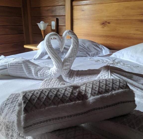 Quarto Familiar, Pousada Aracê