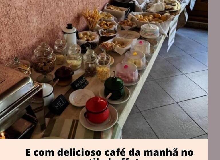 Quarto Familiar, Pousada Aracê