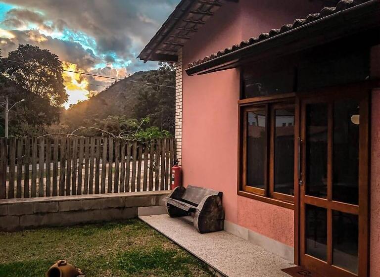 Quarto Familiar, Pousada Aracê