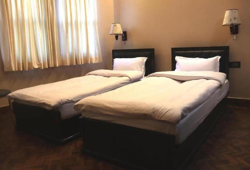 اتاق استاندارد, Rinchen