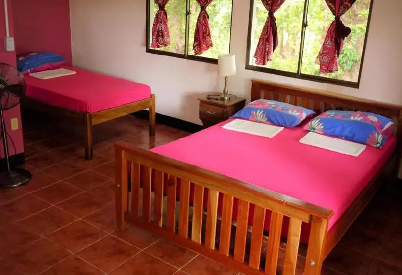デラックスルーム, Hospedaje Soma Ometepe