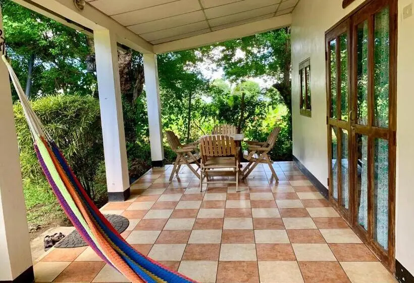 スタンダードバンガロー, Hospedaje Soma Ometepe