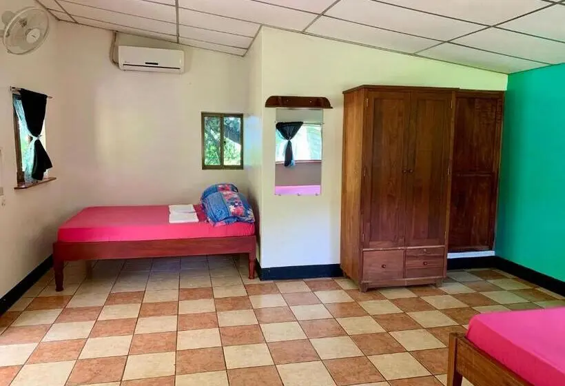 スタンダードバンガロー, Hospedaje Soma Ometepe