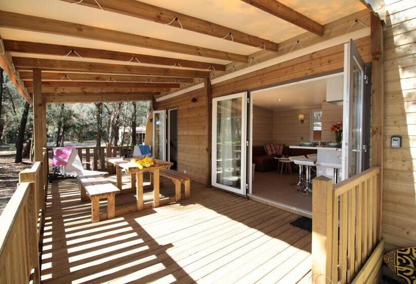 كابينة, Green Resort