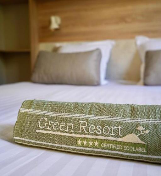 جناح ديلوكس, Green Resort