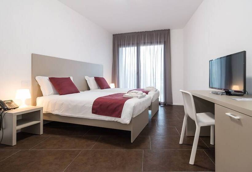 غرفة كومفورت ثلاثية, Cascina Fossata & Residence