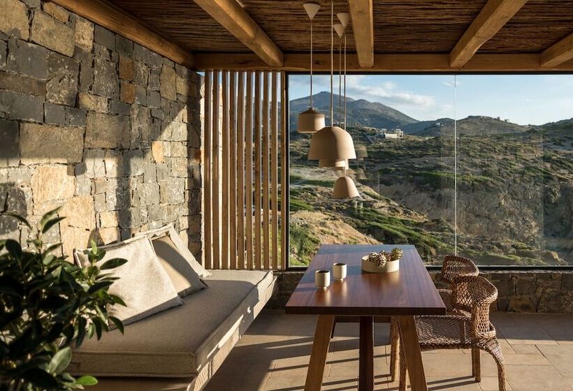 ویلای 1 خوابه با چشم‌انداز دریا, Acro Suites  A Wellbeing Resort