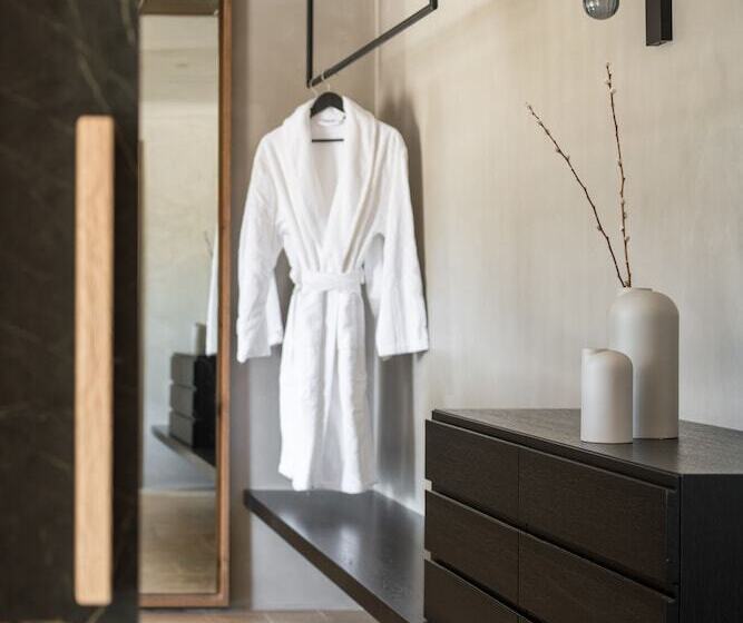 ویلای 1 خوابه با چشم‌انداز دریا, Acro Suites  A Wellbeing Resort