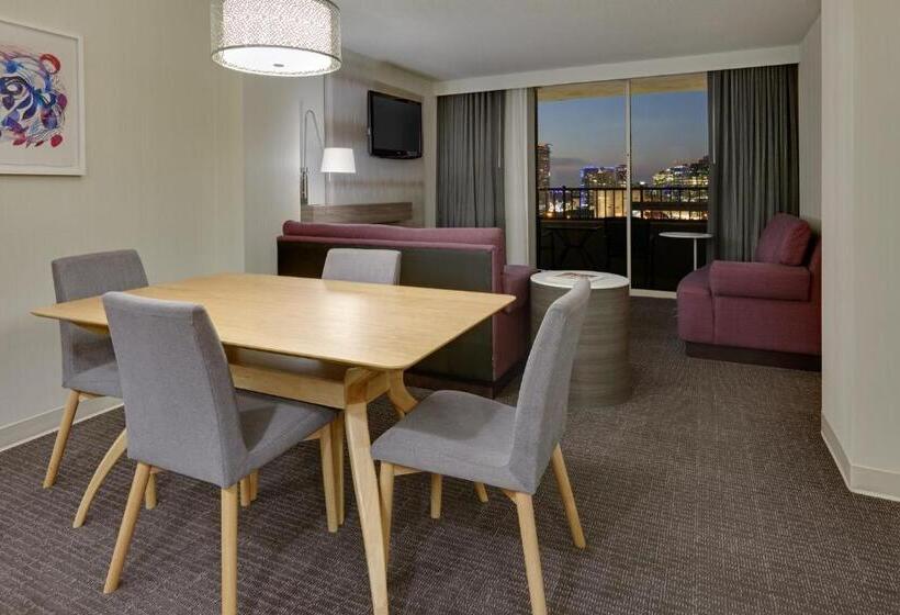 Junior Suite, Crowne Plaza Hotel Dallas Downtown, An Ihg