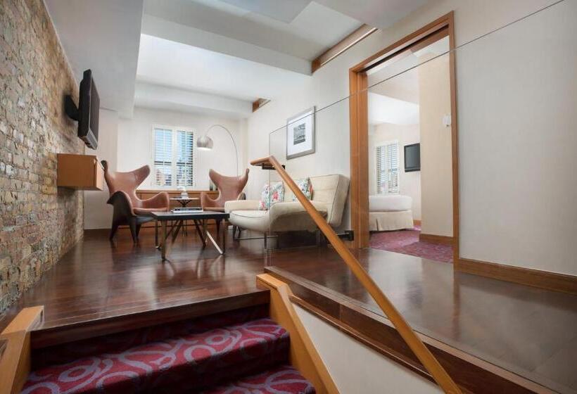 스위트 킹사이즈 침대, 57 By Luxurban