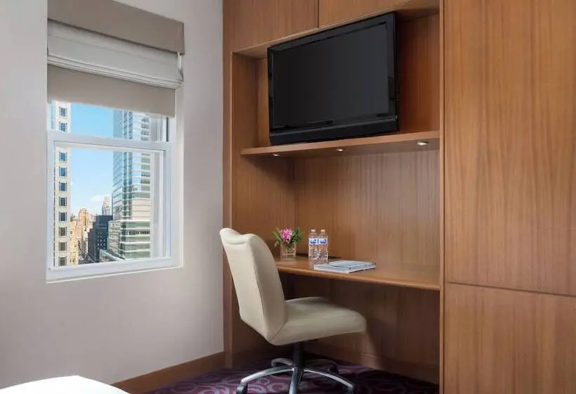 Junior Suite Adapted for people with reduced mobility