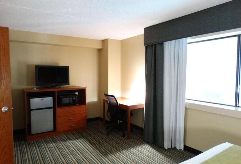 جناح, Best Western Warren