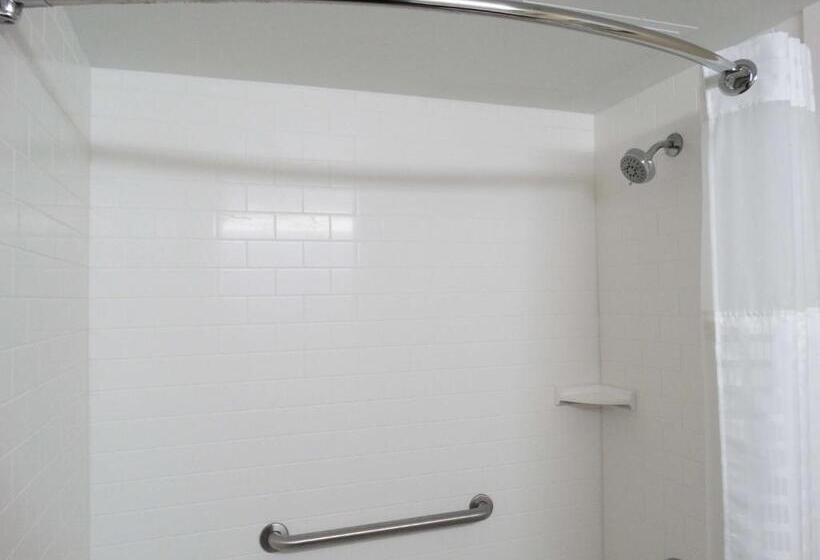 جناح لذوى الاحتياجات الخاصة, Best Western Warren