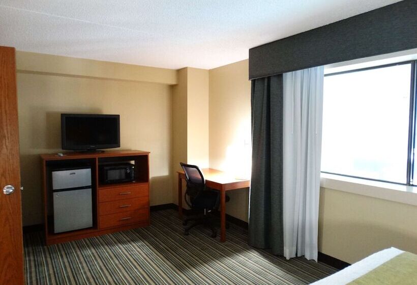 جناح, Best Western Warren