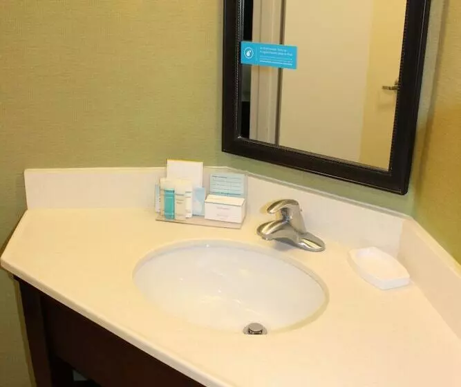 ２ダブルベッドのスタンダードルーム, Hampton Inn Charlotte Gastonia