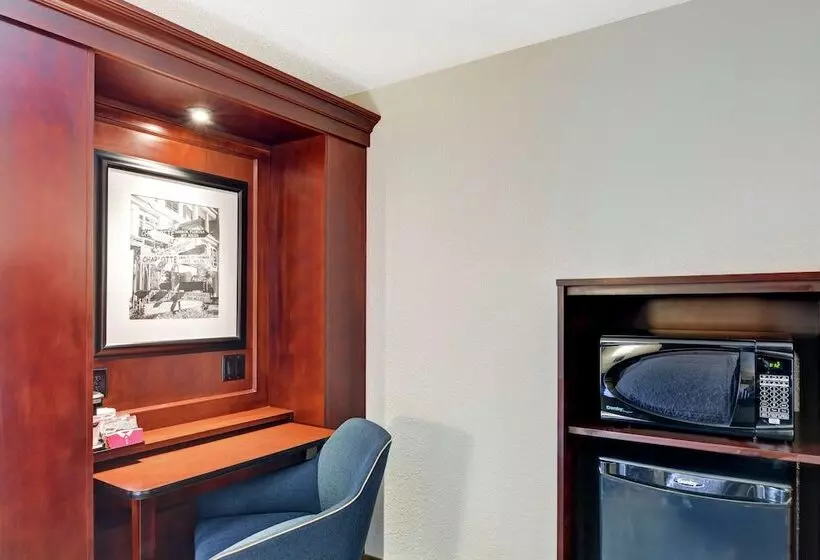 ２ダブルベッドのスタンダードルーム, Hampton Inn Charlotte Gastonia