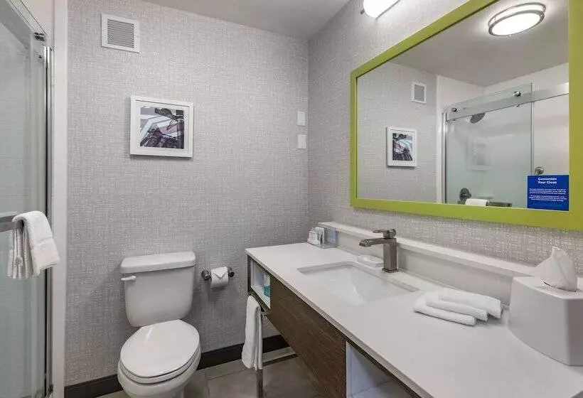 اتاق استاندارد, Hampton Inn Ft. Collins