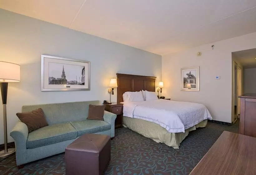 اتاق استاندارد, Hampton Inn Portsmouth Central