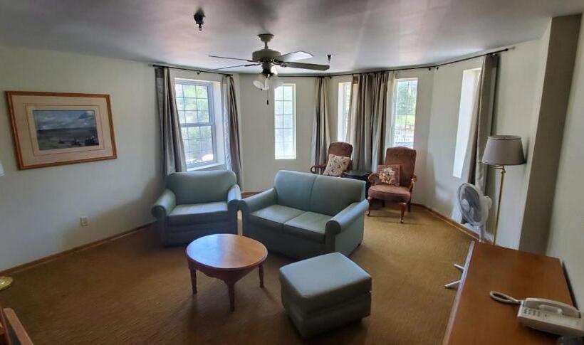 Люкс Superior, Roosevelt Inn Mount Rushmore