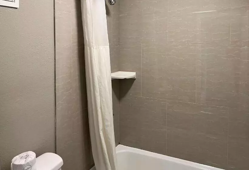 スタンダード４人部屋, Motel 6 Montgomery, Al   Eastern Blvd