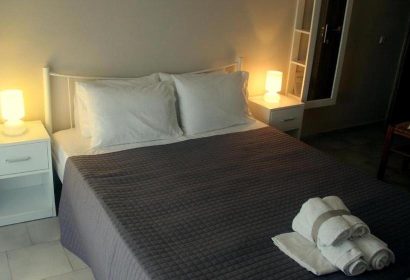 标准间带阳台, Giota Rooms