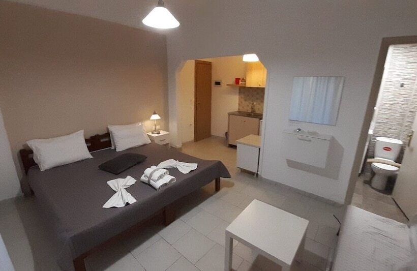 基本三人间, Giota Rooms