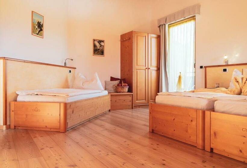 חדר סטנדרט לשלושה, Agritur Bella Di Bosco